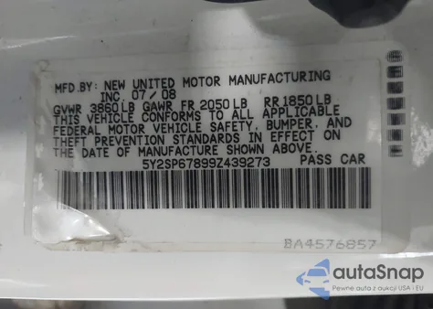 2009 Pontiac Vibe from USA, damaged, VIN 5Y2SP67899Z439273